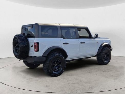 Certified 2024 Ford Bronco Wildtrak image 3