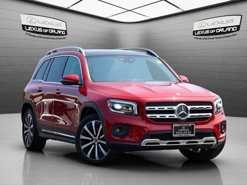 Used 2021 Mercedes-Benz GLB 250 4MATIC image 1