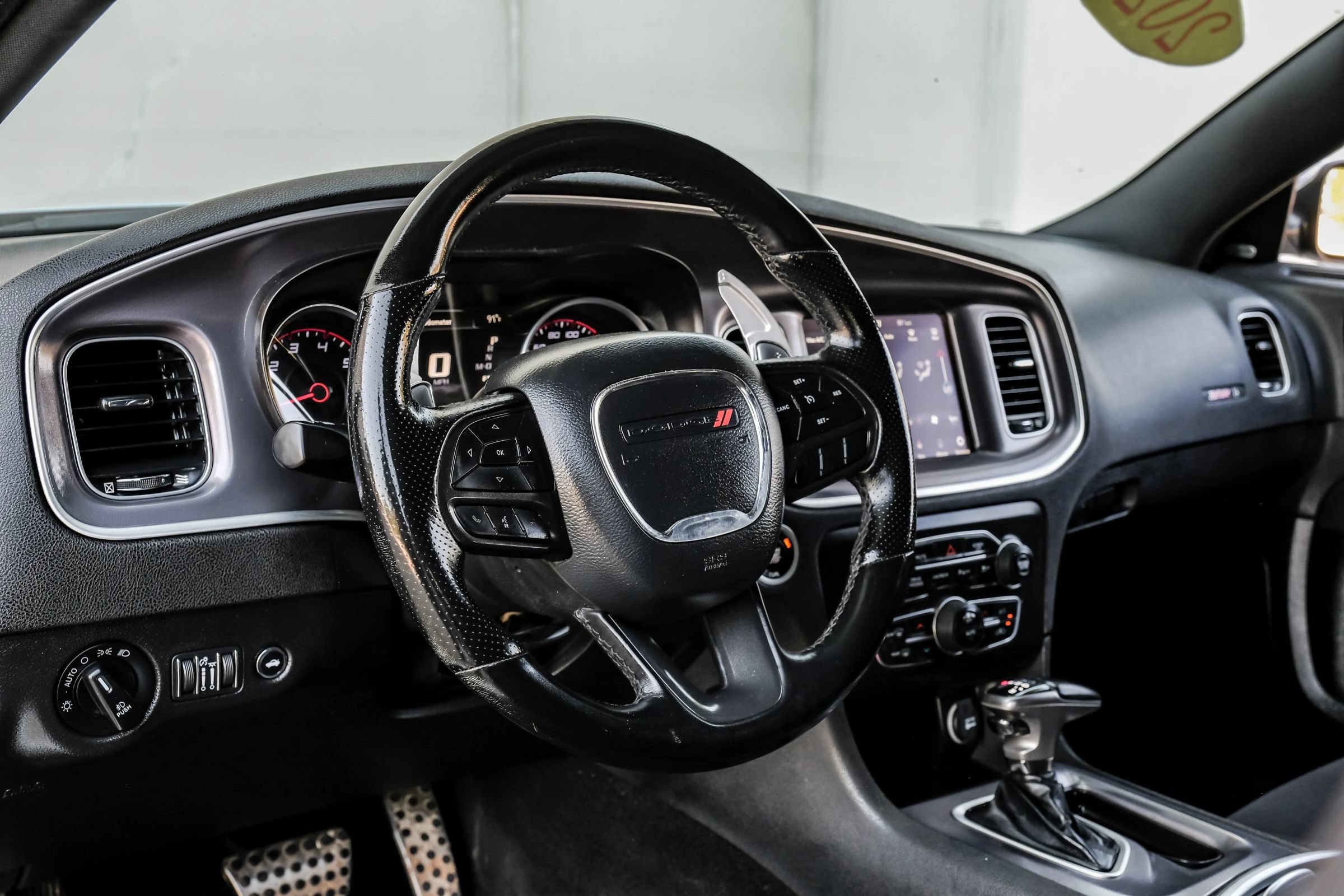 Used 2020 Dodge Charger Scat Pack w/ Navigation & Travel Group RWD image 23