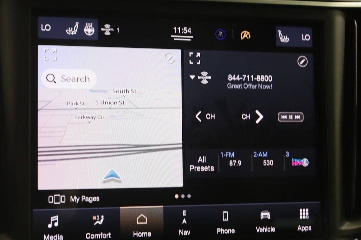 Used 2022 Maserati Levante Modena AWD/4WD image 30
