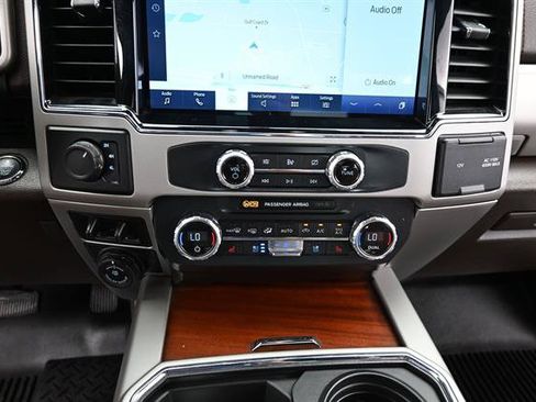 Used 2022 Ford F450 King Ranch AWD/4WD image 13