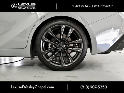 Used 2025 Lexus IS 350 F Sport image 11