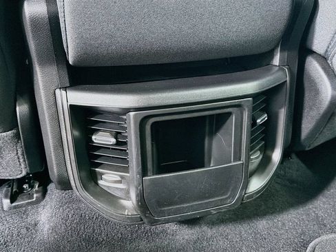 Used 2025 RAM 1500 Big Horn AWD/4WD image 24