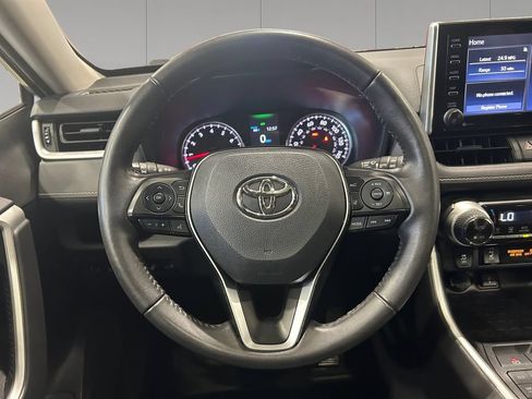 Used 2021 Toyota RAV4 XLE w/ Convenience Package AWD/4WD image 13