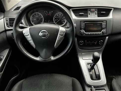 Used 2015 Nissan Sentra SR FWD image 13