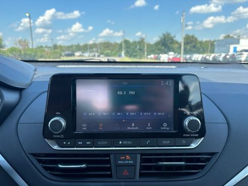 Used 2023 Nissan Altima 2.5 S FWD image 8