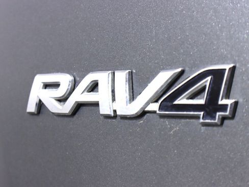 Used 2018 Toyota RAV4 Limited w/ All Weather Liner Package AWD/4WD image 37