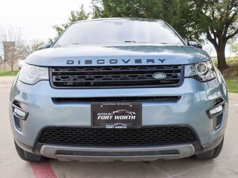 Used 2018 Land Rover Discovery Sport SE image 2