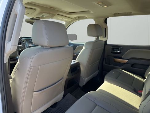 Used 2018 Chevrolet Silverado 1500 LTZ w/ Texas Edition image 17