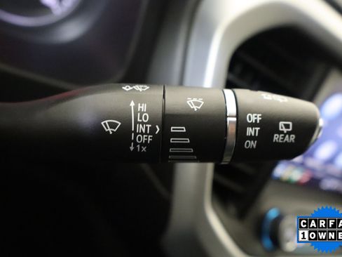 Used 2023 GMC Acadia SLE w/ Driver Convenience Package image 29