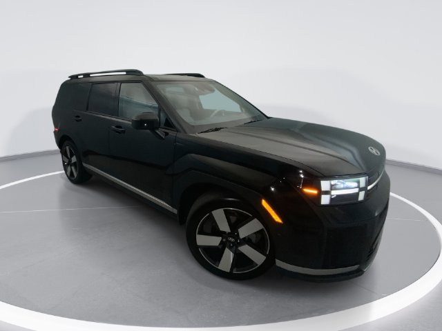 Used 2024 Hyundai Santa Fe Limited FWD image 1