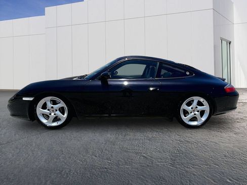 Used 2002 Porsche 911 Carrera RWD image 2