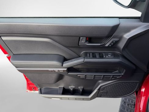 Certified 2025 Toyota 4Runner TRD Off-Road Premium image 17