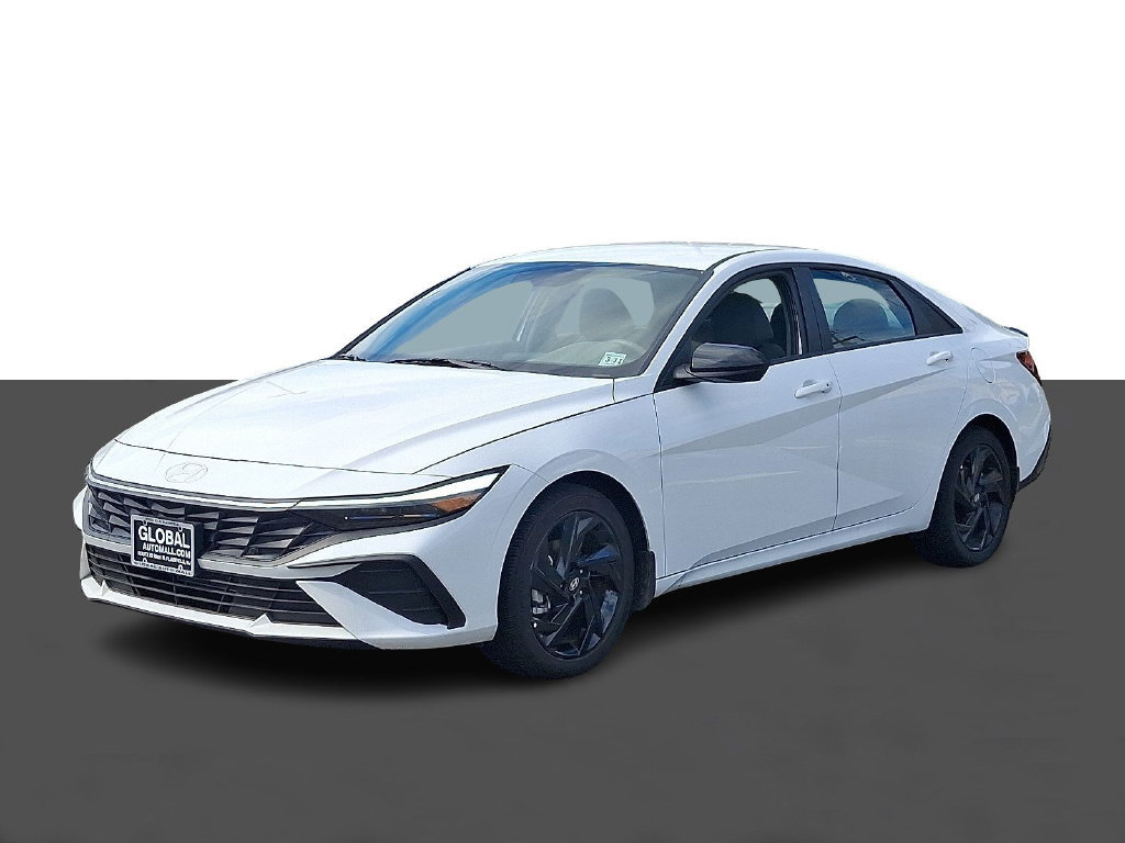 Used 2026 Hyundai Elantra Sport FWD image 3