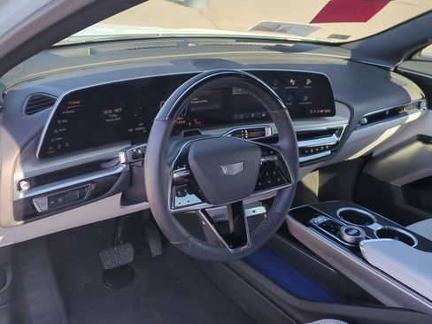 Certified 2024 Cadillac Lyriq Sport AWD/4WD image 10