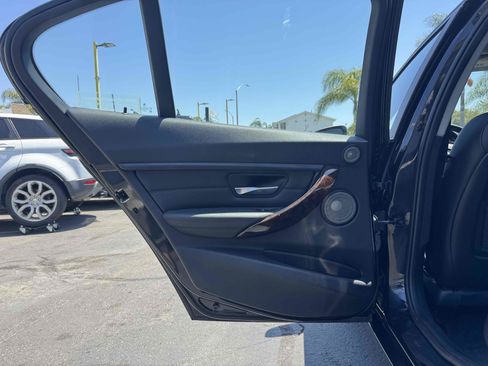 Used 2014 BMW 335i Sedan RWD image 19