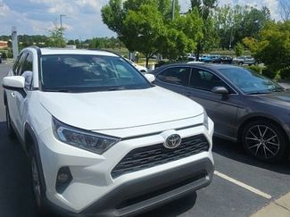 Used 2021 Toyota RAV4 XLE w/ Convenience Package AWD/4WD video 1