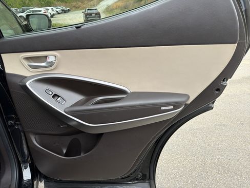 Used 2017 Hyundai Santa Fe Sport w/ 2.4L Tech Package 04 image 19