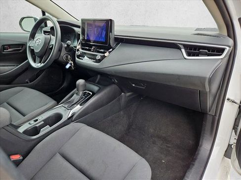 Used 2024 Toyota Corolla LE FWD image 20