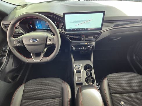 New 2026 Ford Escape ST-Line w/ Tech Pack #1 AWD/4WD image 15