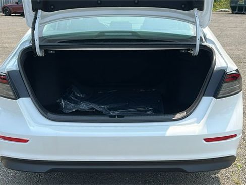 New 2025 Honda Accord SE image 26