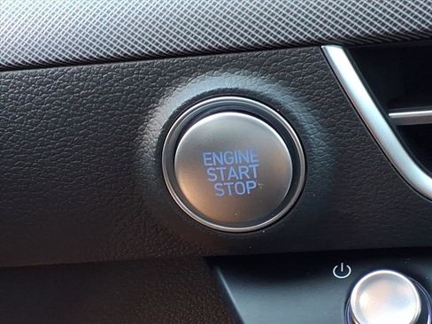 Certified 2025 Hyundai Sonata Limited image 24