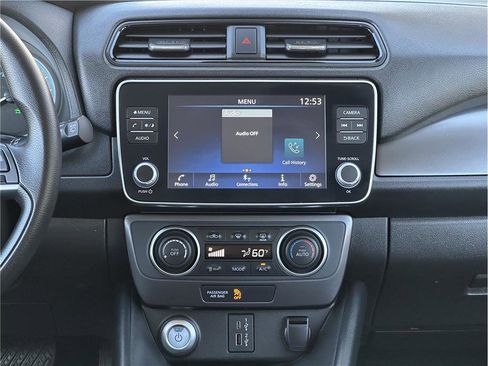 Used 2025 Nissan Leaf S FWD image 23