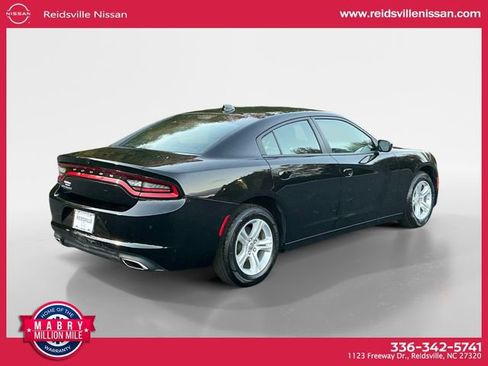Used 2023 Dodge Charger SXT image 6