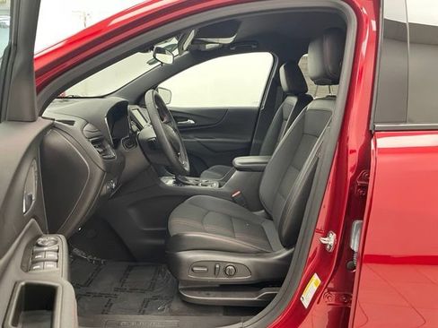 Used 2023 Chevrolet Equinox RS AWD/4WD image 9