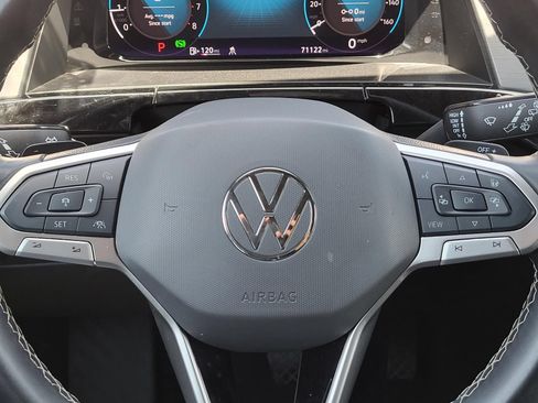 Used 2024 Volkswagen Atlas Cross Sport SE AWD/4WD image 28