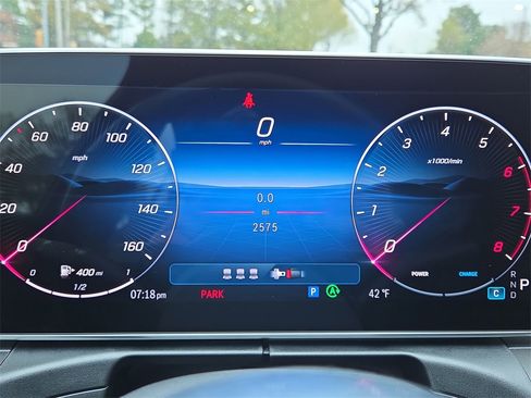 Certified 2025 Mercedes-Benz C 300 4MATIC Sedan image 23