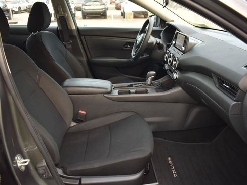 Used 2025 Nissan Sentra S FWD image 53
