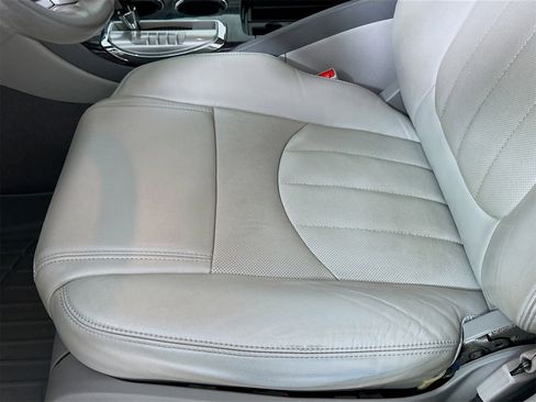 Used 2017 Buick Enclave Leather image 19
