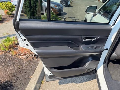 Used 2025 Toyota Grand Highlander AWD Hybrid image 15
