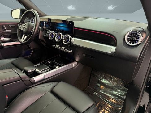 Certified 2023 Mercedes-Benz GLB 250 image 21