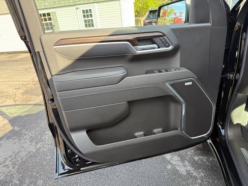 New 2026 GMC Sierra 1500 Elevation image 15