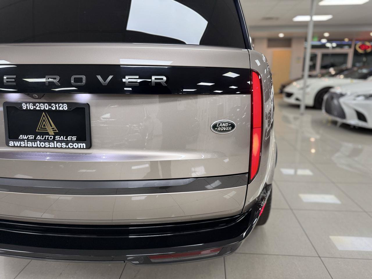 Used 2023 Land Rover Range Rover SE AWD/4WD image 52