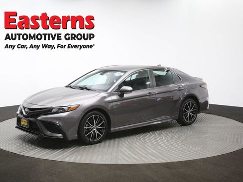 Used 2022 Toyota Camry SE image 56