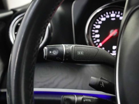 Used 2017 Mercedes-Benz E 300 4MATIC image 27