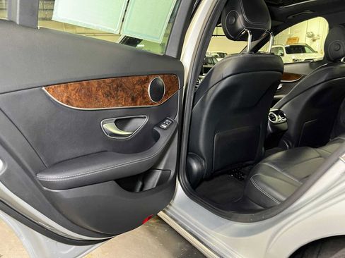 Certified 2018 Mercedes-Benz C 300 4MATIC Sedan image 18