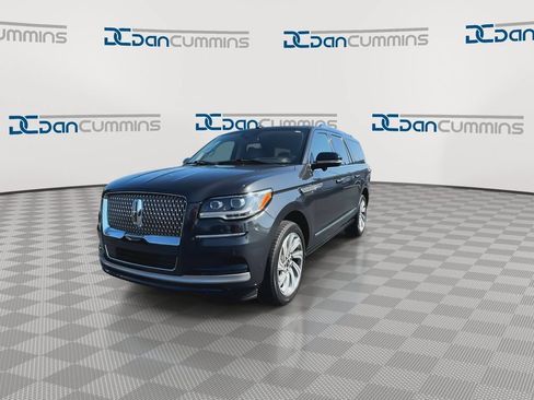 Used 2022 Lincoln Navigator L Reserve AWD/4WD image 4