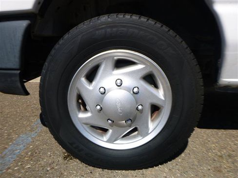 Used 2012 Ford E-150 and Econoline 150 w/ PWR Group RWD image 18