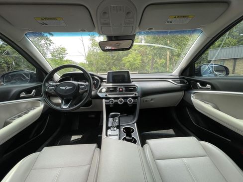 Used 2020 Genesis G70 2.0T RWD image 15