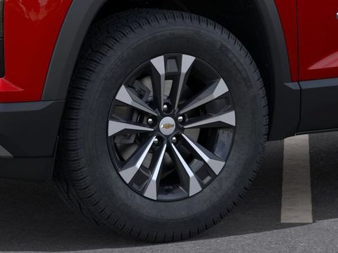 New 2027 Chevrolet Equinox LT w/ Convenience Package II FWD image 10