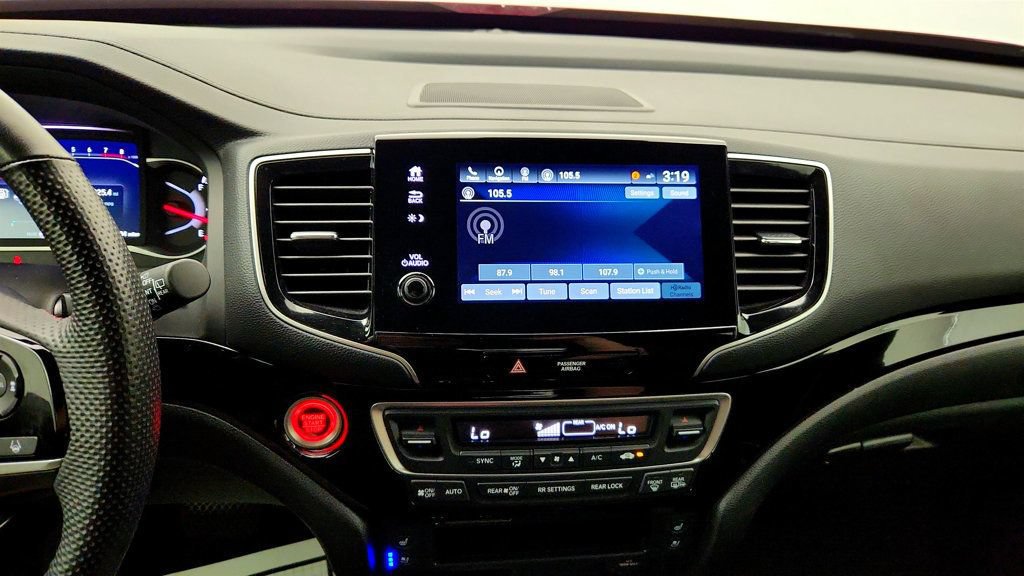 Used 2024 Honda Passport Black Edition image 17