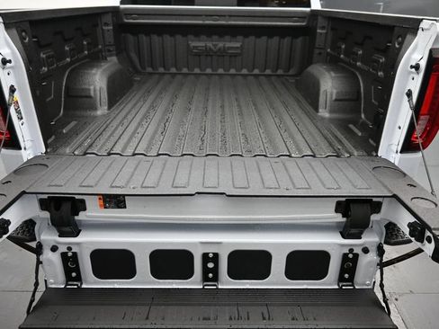 New 2026 GMC Sierra 1500 Denali AWD/4WD image 11
