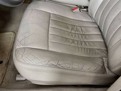 Used 2007 Lincoln Town Car Signature RWD image 17