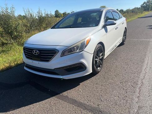 Used 2015 Hyundai Sonata Sport 2.0T w/ Option Group 07 FWD image 1