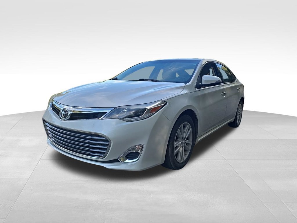 Used 2015 Toyota Avalon XLE Premium FWD image 6