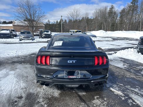 Used 2020 Ford Mustang GT image 4